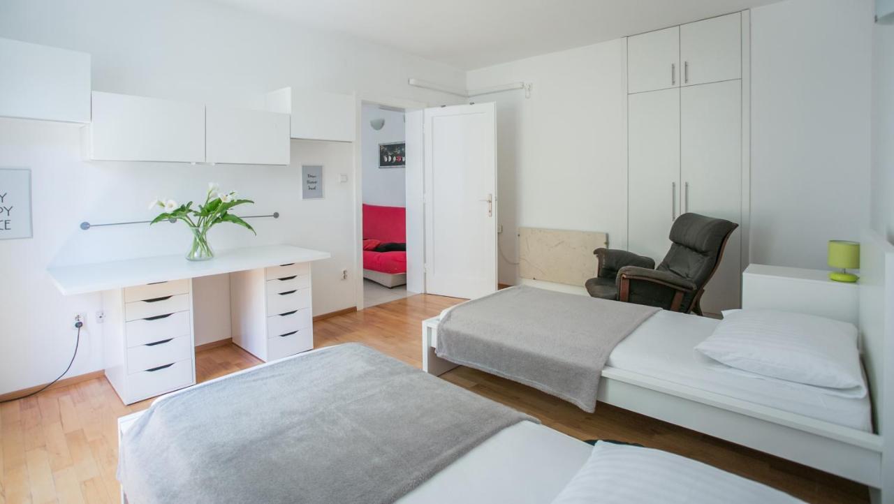 Apartment Nina , Bacvice Beach Split Buitenkant foto
