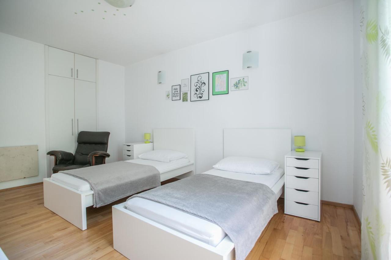 Apartment Nina , Bacvice Beach Split Buitenkant foto
